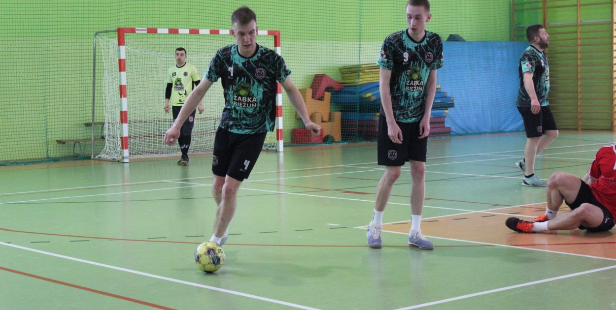 Grand Prix dla Kosmosu. Tiki Taka z pucharem wójta