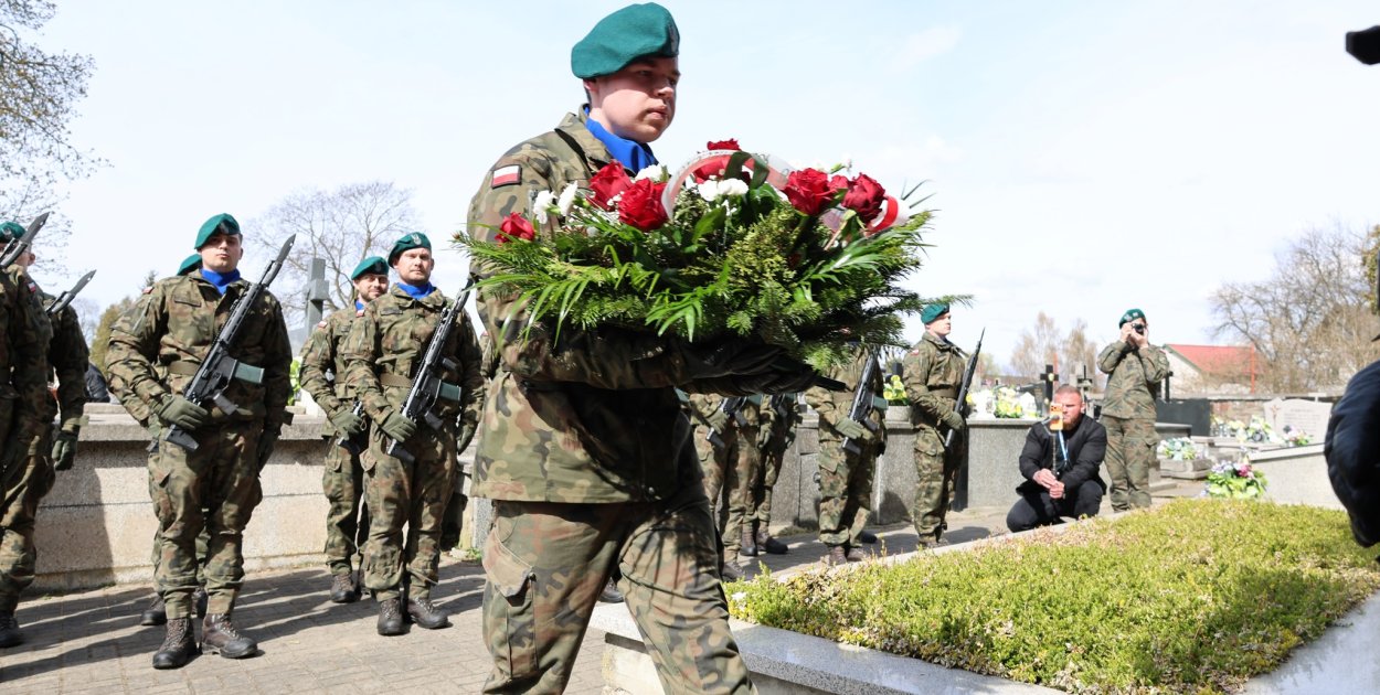 Mława nie zapomina: Hołd dla ofiar zbrodni katyńskiej