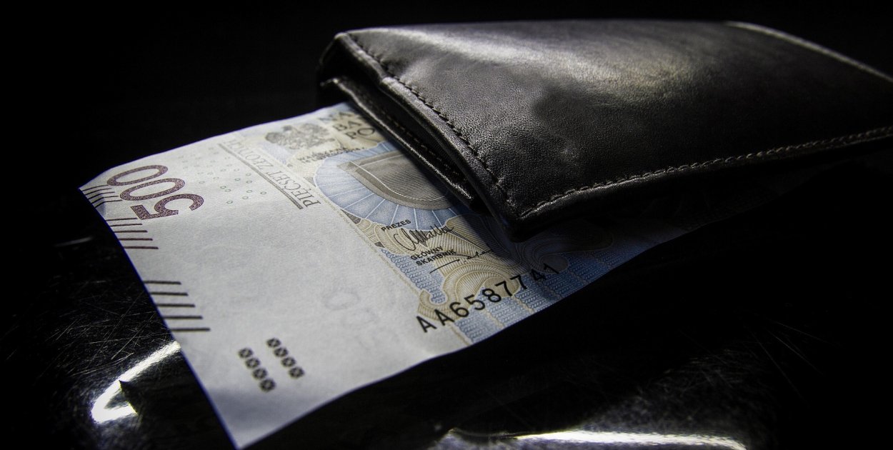 Podniosą próg podatkowy. W portfelach Polaków może zostać więcej pieniędzy